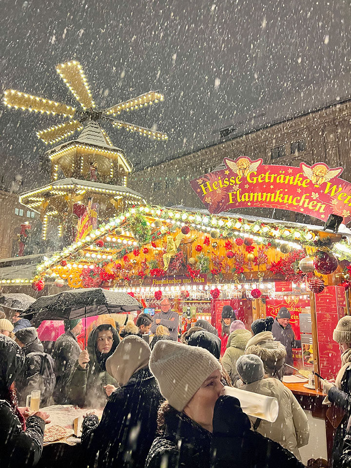 Weihnachtsdorf Flammkuchen und Wein Weihnachtsdorf Flammkuchen und Wein