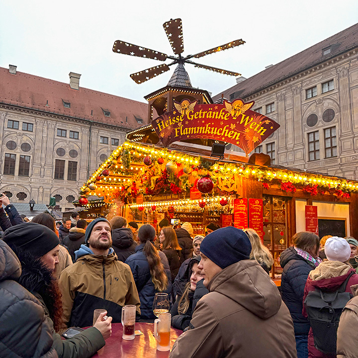 Weihnachtsdorf Flammkuchen und Wein Weihnachtsdorf Flammkuchen und Wein
